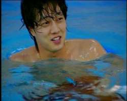 The actor originally wanted to become a  professional swimmer and undertook training for that for 11 years. He also won a bronze medal at the Korean N